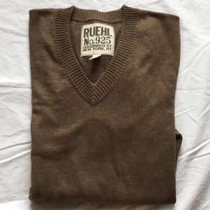 Ruehl sweater